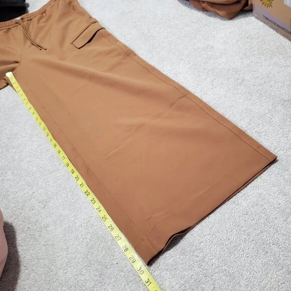 Athleta Tan Wide Leg Cargo Pants - Picture 15 of 16